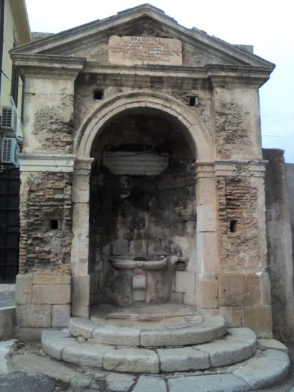 VILLA. La Fontana Vecchia torna agli antichi splendori: c’è l’ok della Soprintendenza regionale