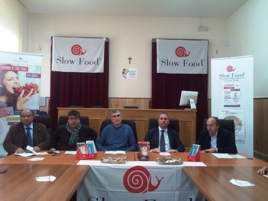 VILLA. Presentata la seconda edizione del mercato della terra Slow Food "Versante dello Stretto"