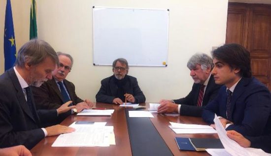 REGGIO. Falcomatà e Delrio firmano la rimodulazione del Decreto Reggio. Il sindaco: «Evento storico, premiato il grande lavoro dell’Amministrazione»