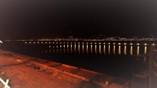VILLA SAN GIOVANNI. Lo spettacolo del molo illuminato. Imbesi fa il punto sui cantieri in città