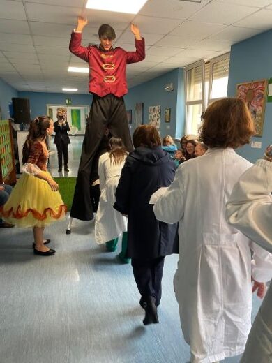 “La giornata del sorriso”: spettacolo e intrattenimento per i piccoli pazienti del Gom di Reggio Calabria