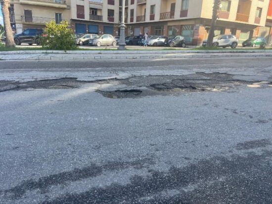Strade a pezzi a Villa San Giovanni, Forza Italia chiede risposte